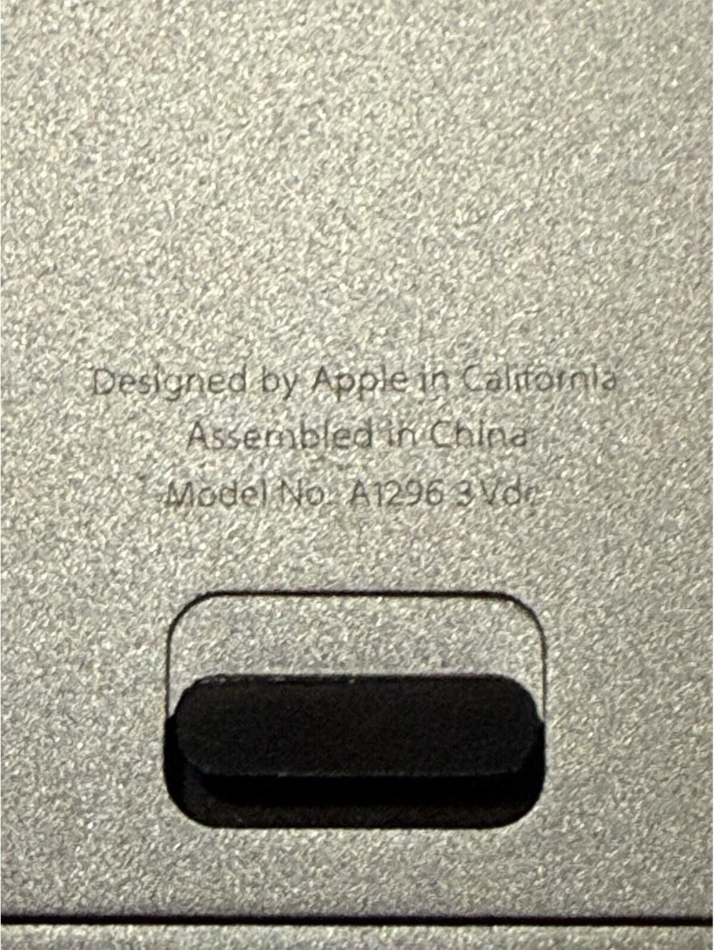 Apple Magic Gen 1  Bluetooth Wireless Mouse A1296